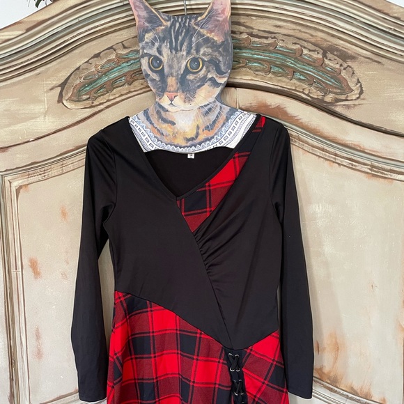 Vintage Christmas Style Lace Up Asymmetrical Red Buffalo Plaid V-Neck Medium - Picture 5 of 13